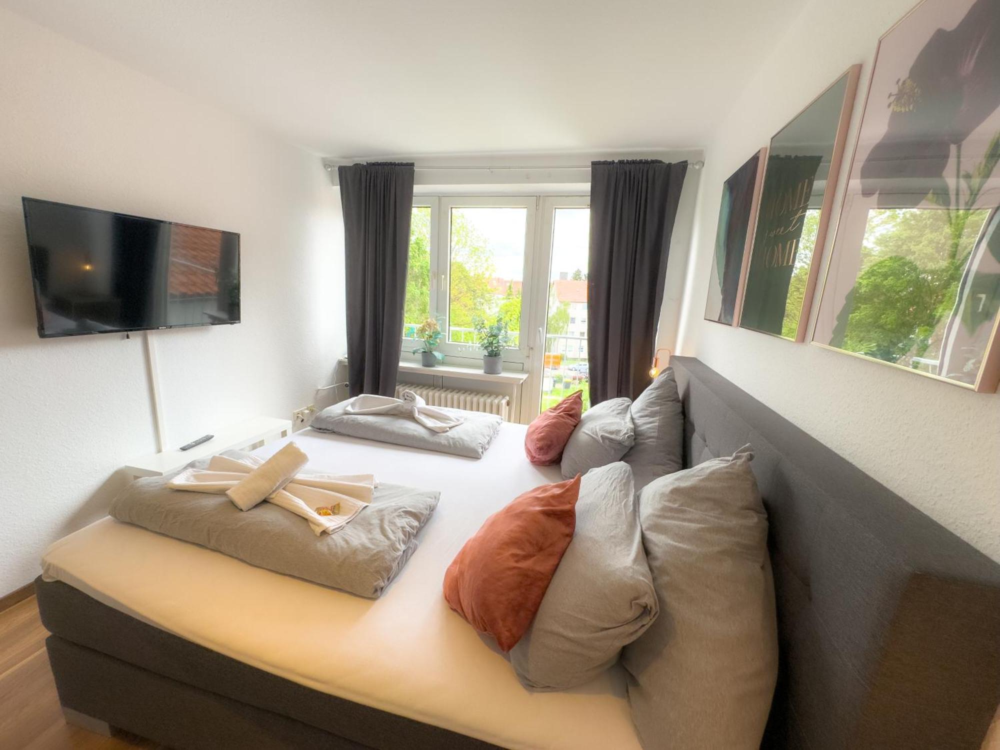 Apartment Fuer 3 Gaeste Kostenlose Parkplaetze Und Lift Hannover Bagian luar foto